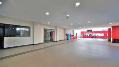 Local comercial en alquiler en Avenida de Simón Nieto, número SN, Centro (Palencia Capital) de 300 €<span>/mes</span>