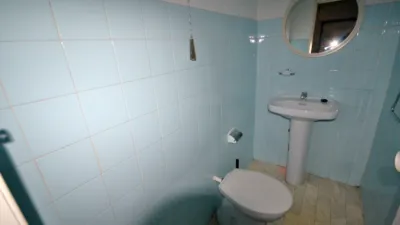 Local comercial en alquiler en Calle de Valentín Calderón, número SN, Centro (Palencia Capital) de 375 €<span>/mes</span>