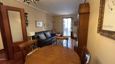 Piso en alquiler en Nagusia Kalea, 34, Zarautz de 1.250 €<span>/mes</span>