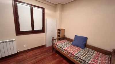 Piso en alquiler en Nagusia Kalea, 34, Zarautz de 1.250 €<span>/mes</span>