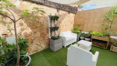Casa en venta en Calle Atenea, Costa del Silencio-Las Galletas (Arona) de 350.000 €