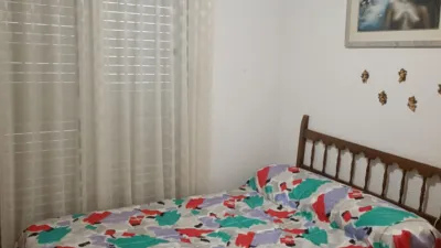 Bungalow for sale on Urbano Arregui Street photo 5