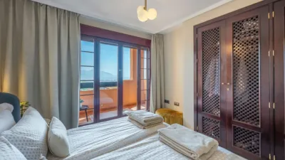 Apartment on Calle Miguel de Cervantes, 20 photo 18