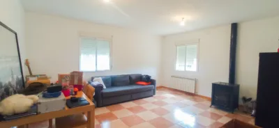 Chalet unifamiliar en venta en Calle Pino, Barajas de Melo de 165.000 €