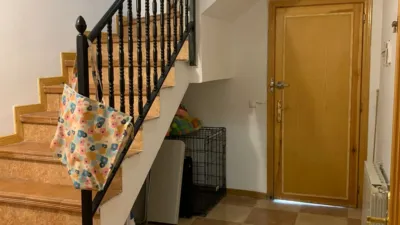 Chalet unifamiliar en venta en Calle Pino, Barajas de Melo de 165.000 €