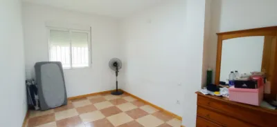 Chalet unifamiliar en venta en Calle Pino, Barajas de Melo de 165.000 €