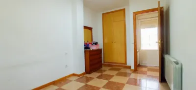 Chalet unifamiliar en venta en Calle Pino, Barajas de Melo de 165.000 €