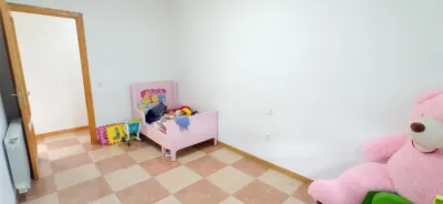 Chalet unifamiliar en venta en Calle Pino, Barajas de Melo de 165.000 €