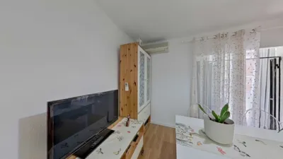 Apartment on Calle de Federico Grases photo 5