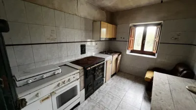 House on Calle Espinosa de los Monteros, No. 4 photo 22
