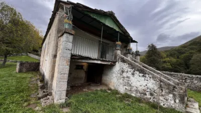 House on Calle Espinosa de los Monteros, No. 4 photo 44