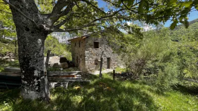 House on Calle Rioseco, No. 202 photo 2
