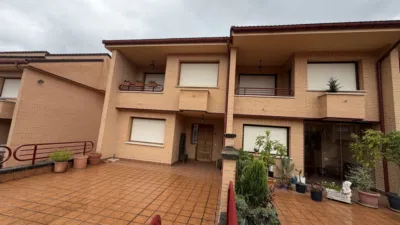 Semi-detached house on Calle de Ángel Nuño García, 18 photo 5