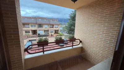 Semi-detached house on Calle de Ángel Nuño García, 18 photo 40