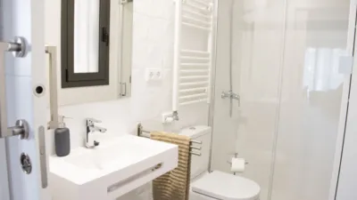 Casa en alquiler en Carrer del Doctor Rovira, L'Eixample (Sant Feliu de Guíxols) de 6.000 €