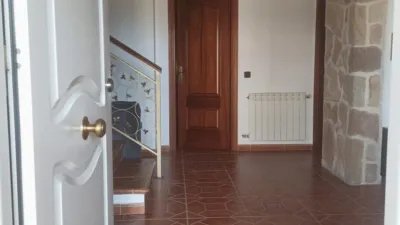 Single-family detached house in Campo Real photo 9