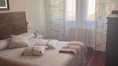 Semi-detached chalet on Avenida de Colón photo 33