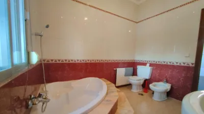 Single-family chalet in Carmona photo 3