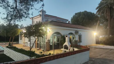 Chalet unifamiliar en Carmona photo 43