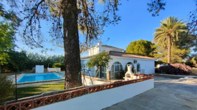 Chalet unifamiliar en Carmona photo 17