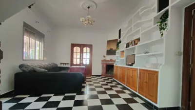 Chalet unifamiliar en Carmona photo 7