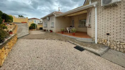 Chalet in La Nucia photo 9