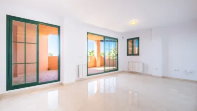 Apartment in Golf Bahía Urbanization photo 8