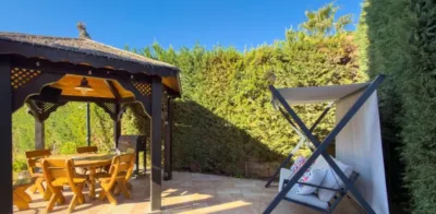 Chalet on Carrer Londres photo 25