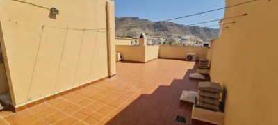 Terraced house on Enrique Granados Street photo 46