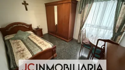Piso en venta en Calle de la Quebrada, 1, Hospital-Rondilla-Santa Clara (Valladolid Capital) de 275.000 €
