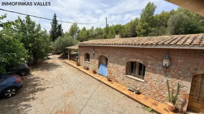 Rustic Finca on Carrer del Camí de Can Quintanes photo 38