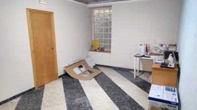 Local comercial en venta en Avinguda de València, cerca de Carrer del Lavadero, Casinos de 160.000 €