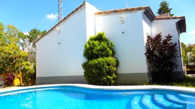 Chalet on Calle Diputación, 1 photo 9