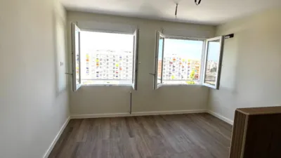 Dúplex en venta en Carrer de la Isla Cabrera, Malilla (Distrito Quatre Carreres. València Capital) de 405.000 €