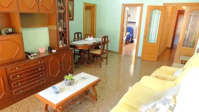 Flat on Carrer de l'Alcalaten photo 14
