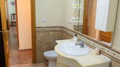 Flat on Carrer de l'Alcalaten photo 37