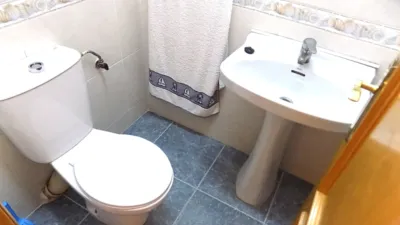 Flat on Carrer de l'Alcalaten photo 43