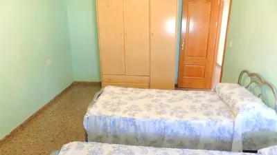 Flat on Carrer de l'Alcalaten photo 42