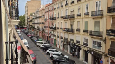 Piso en venta en Calle del Convento de Jerusalén, cerca de Calle del Matemático Marzal, La Roqueta (Distrito Extramurs. València Capital) de 240.000 €