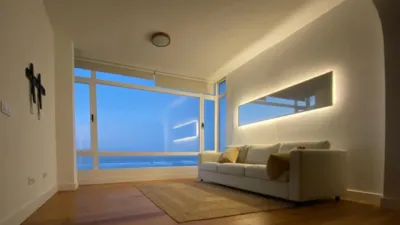 Chalet adosado en venta en Calle del Altillo, 59, Moya de 365.000 €