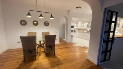 Chalet adosado en venta en Calle del Altillo, 59, Moya de 365.000 €