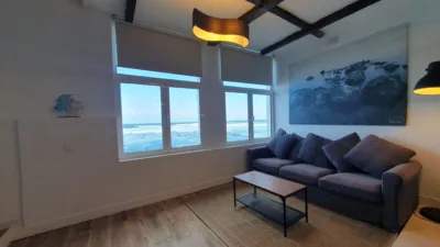 Chalet adosado en venta en Calle del Altillo, 59, Moya de 365.000 €