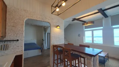 Chalet adosado en venta en Calle del Altillo, 59, Moya de 365.000 €