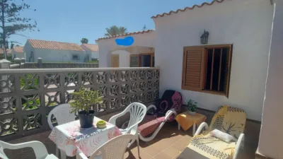 Casa adosada en venta en Avenida de los Estados Unidos, 60, Playa del Inglés (San Bartolomé de Tirajana) de 298.000 €