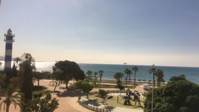 Piso en alquiler en Paseo Marítimo de Poniente, Torre del Mar (Vélez-Málaga)