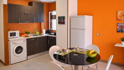 Apartment on Avenida del Arquitecto Gómez Cuesta, no. sn photo 4