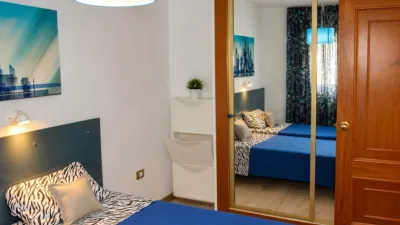 Apartment on Avenida del Arquitecto Gómez Cuesta, no. sn photo 11
