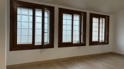 Piso en alquiler en Calle de Juan Bravo, Centro (Segovia Capital) de 900 €<span>/mes</span>