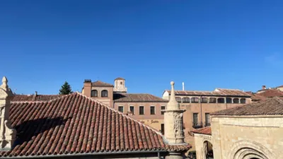 Piso en alquiler en Calle de Juan Bravo, Centro (Segovia Capital) de 900 €<span>/mes</span>