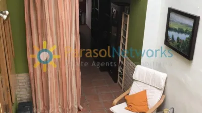 Casa adosada en alquiler en Nucli Urbà, Nucli Urbà (Oliva) de 800 €<span>/mes</span>